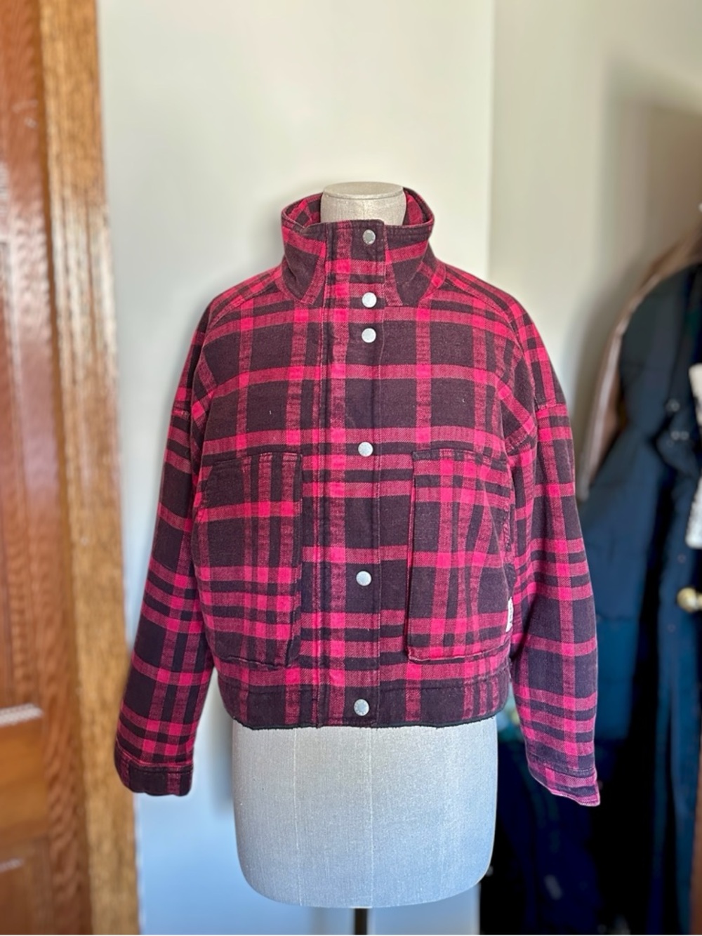 BDG/Urban Outfitters Women’s Skye Plaid  Cropped Shirt Jacket LIKE NEW